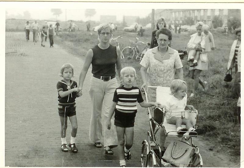 agaaths kinderen maar welke vraagteken.jpg